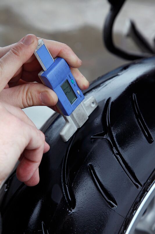 Profiltiefe Motorrad messen